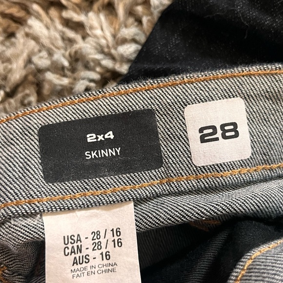 Volcom Youth 2x4 Sz 16 Jeans - Picture 3 of 6